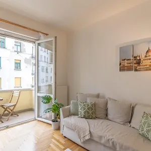 Apartamento Riverside Balcony With View To Danube, Budapest