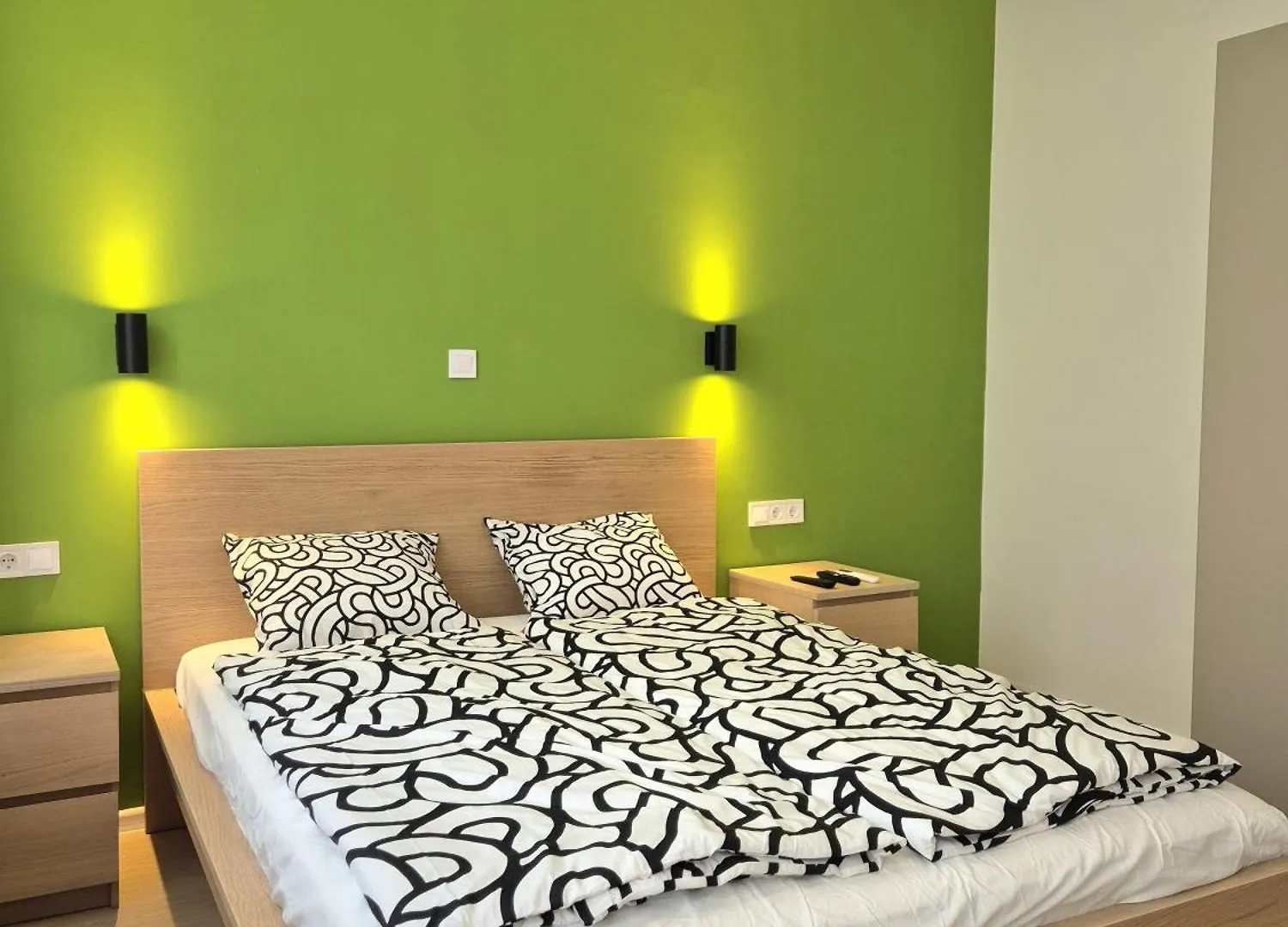 T13 Budapest Two-Bedroom Apartment