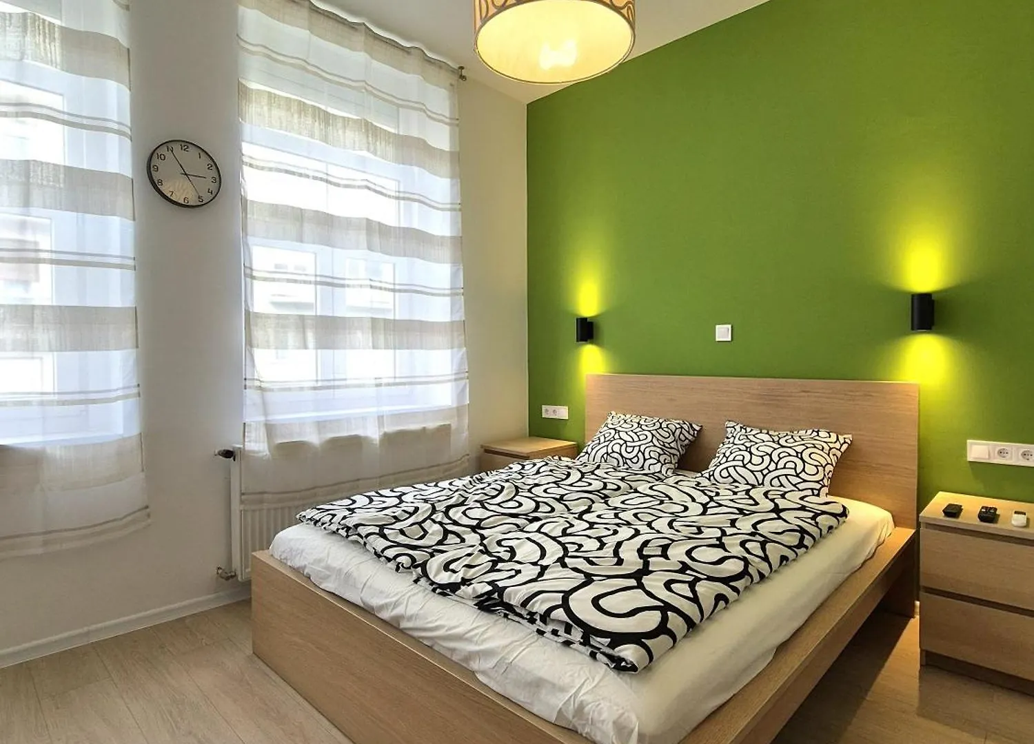 T13 Budapest Two-Bedroom Apartment Hungary
