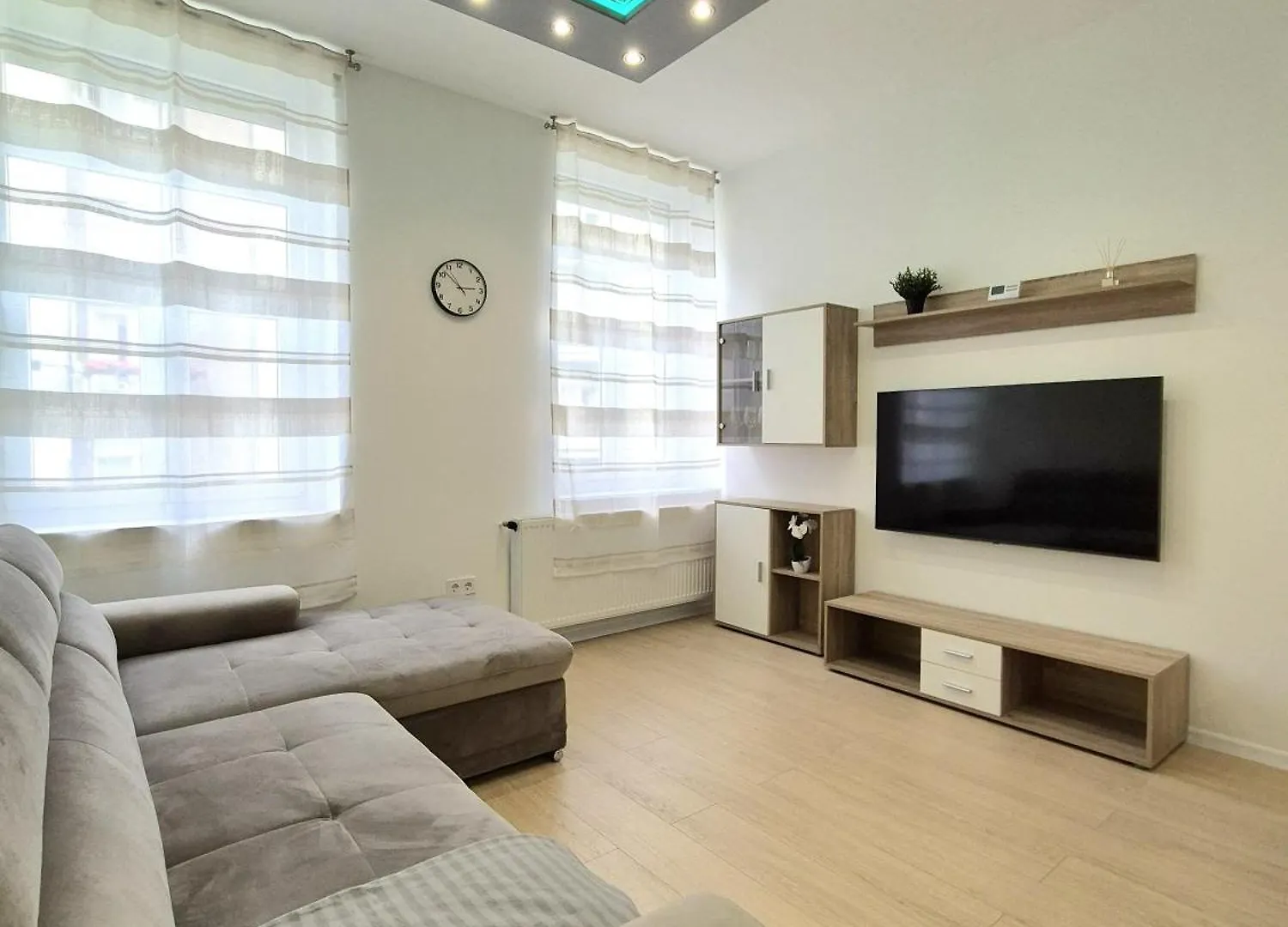 T13 Budapest Two-Bedroom Apartment