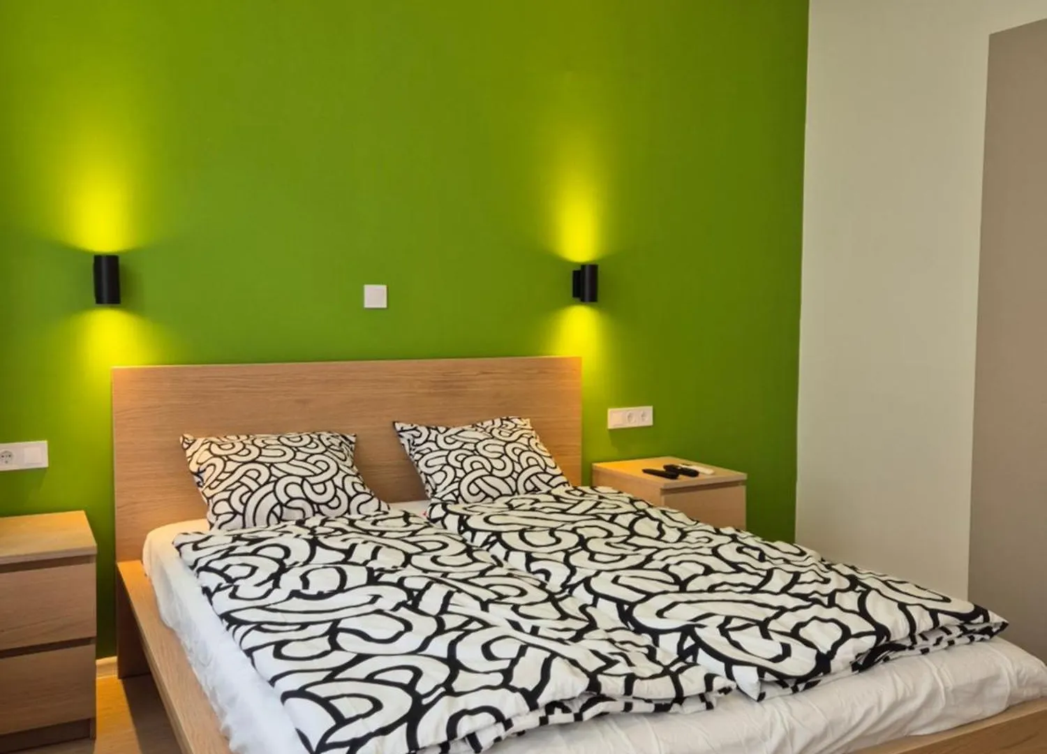 T13 Budapest Two-Bedroom Apartment